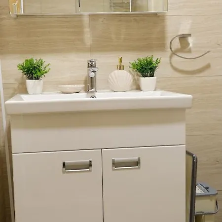 Lux Dunja Cardaci - White Apartmán *