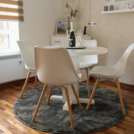 Apartmán Lux Dunja Cardaci - White