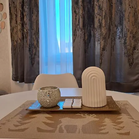 Apartmán Lux Dunja Cardaci - White