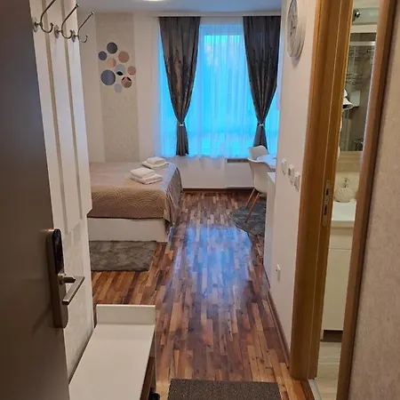 Lux Dunja Cardaci - White Apartmán