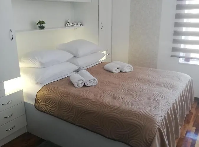 Lux Dunja Cardaci - White Apartman Kopaonik