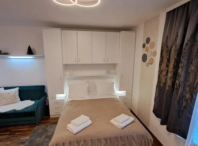 Lux Dunja Cardaci - White Apartman