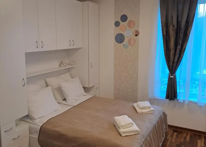 Lux Dunja Cardaci - White Apartman *