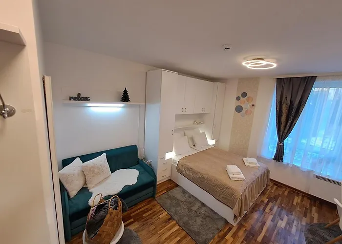 Lux Dunja Cardaci - White Kopaonik